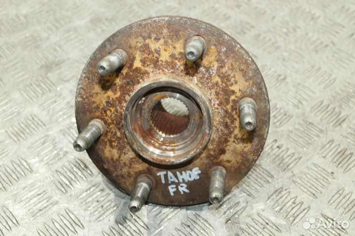 Ступица передняя Chevrolet Tahoe 2 GMT800 99-07
