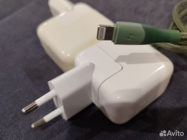 Зарядное устройство