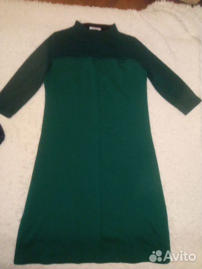 Продам платье женское