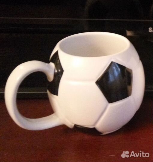 Символический подарок мужчине-футбольному фанату