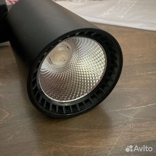 Трековый светодиодный светильник feron AL102