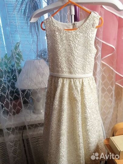 Нарядное платье для девочки