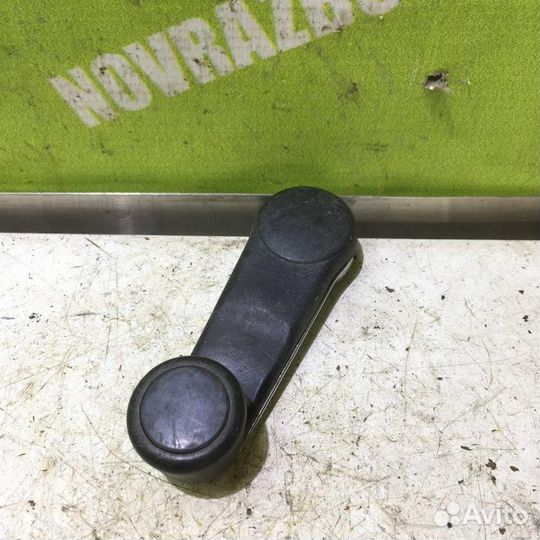 Ручка стеклоподъемника Ауди 80 90 Б3
