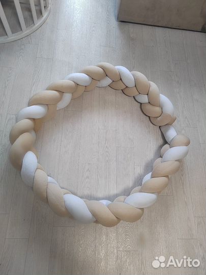 Бортик коса в кроватку