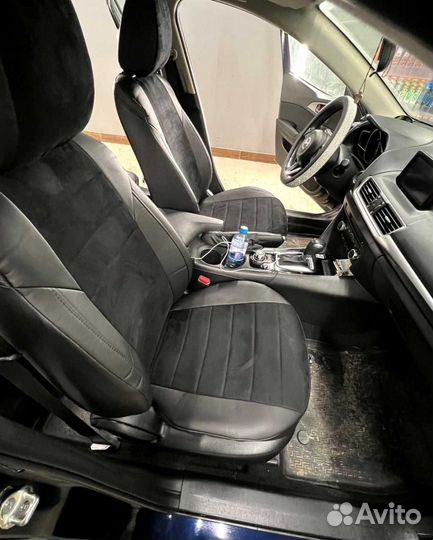 Автомобильные чехлы Mazda 3