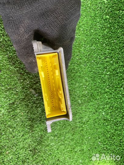 Блок безопасности airbag Volkswagen Passat B5