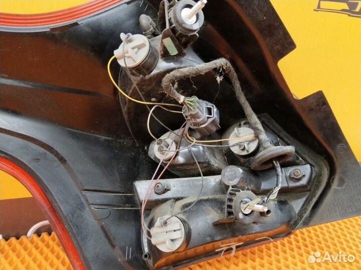 Фонарь задний правый Ford Focus 3 CB8 pnda 1.6