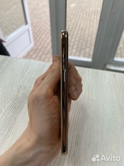 Телефон iPhone xs 256гб