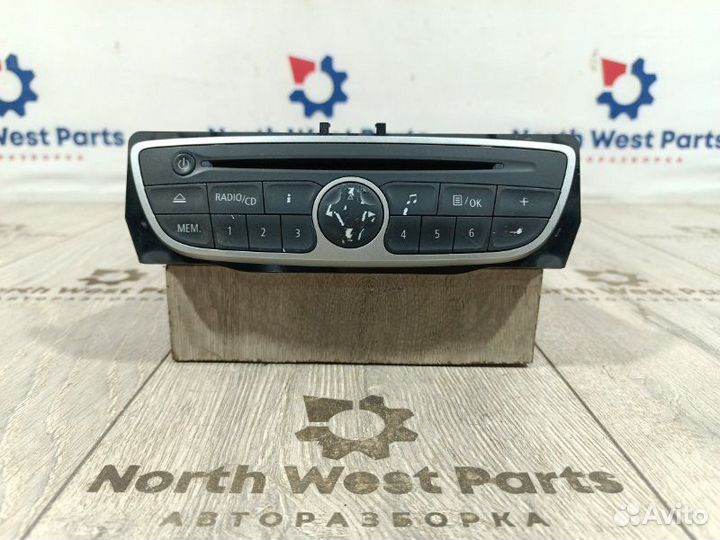 Магнитола Renault Megane 3 1.5 K9K836 дизель 2011
