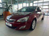 Opel Astra 1.6 AT, 2011, 180 000 км, с пробегом, цена 890 000 руб.