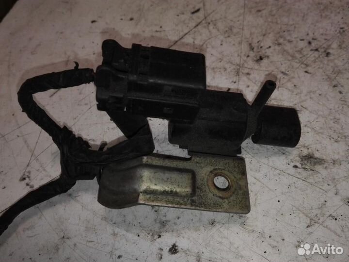 Клапан электромагнитный Mazda 626