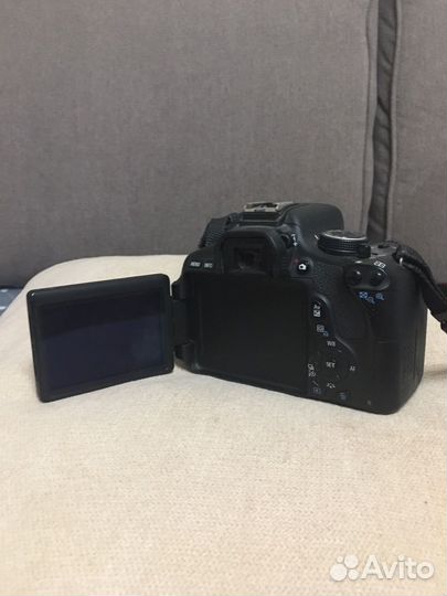 Зеркальный фотоаппарат canon 600d