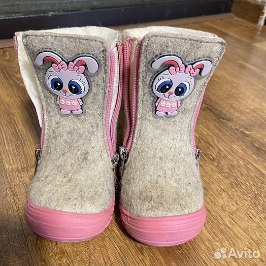 Сапожки для девочки