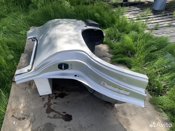 Крыло заднее левое Lexus LX 570