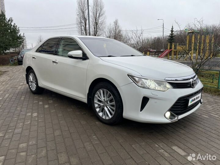 Toyota Camry 2.5 AT, 2015, 217 000 км