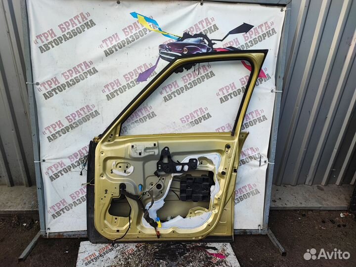 Ситроен С4 Пикассо Дверь передняя Прав