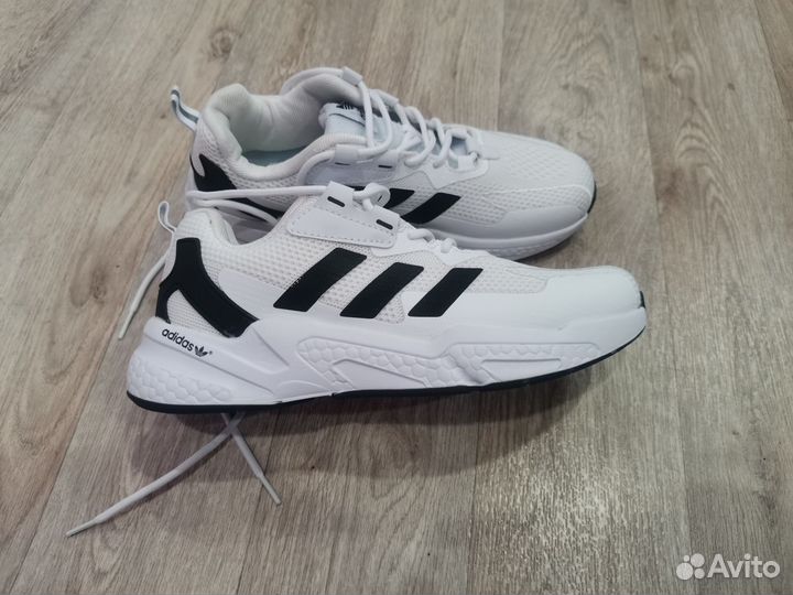 Кроссовки Adidas