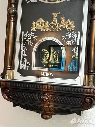 Кварцевые часы Miron