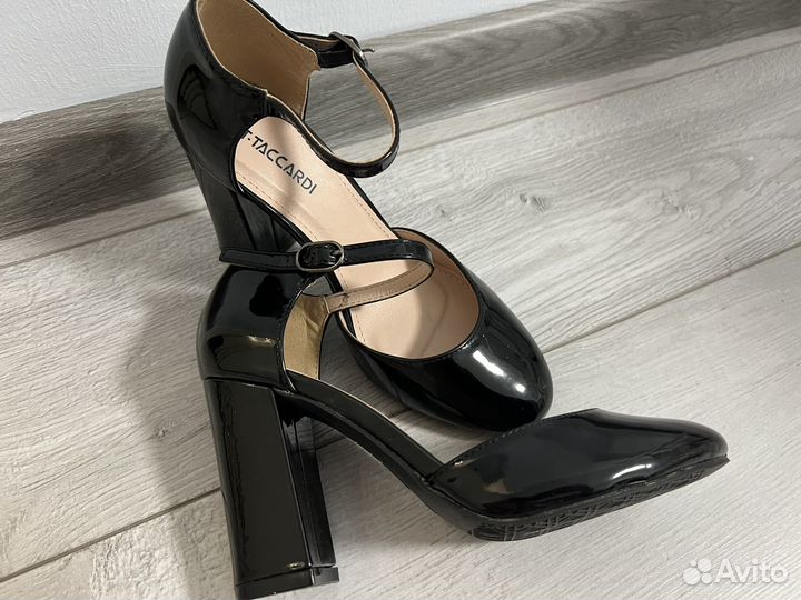 Босоножки женские 35 размер