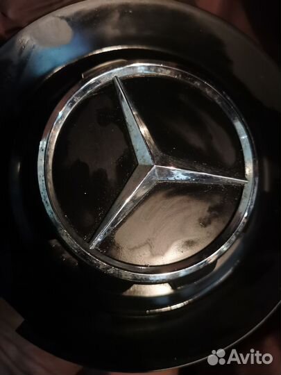 Колпак на литой диск Mercedes-Benz