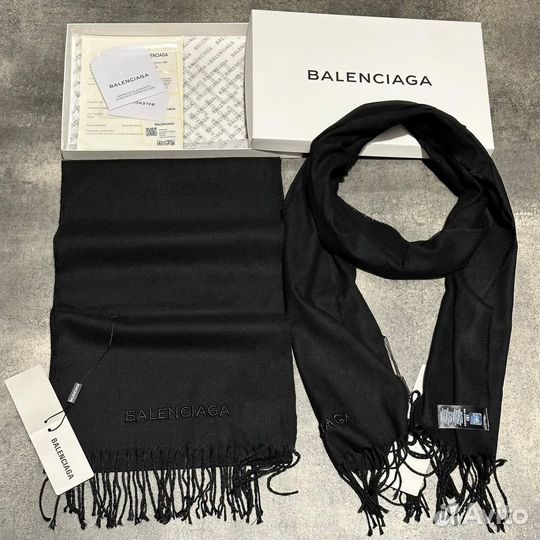 Шарф в коробке balenciaga