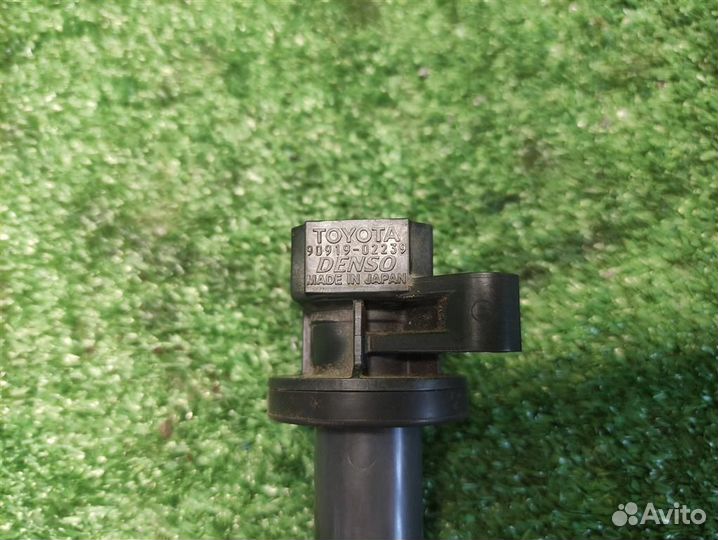 Катушка зажигания Toyota Yaris P90 2010