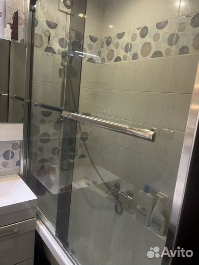 Душевая перегородка из стекла