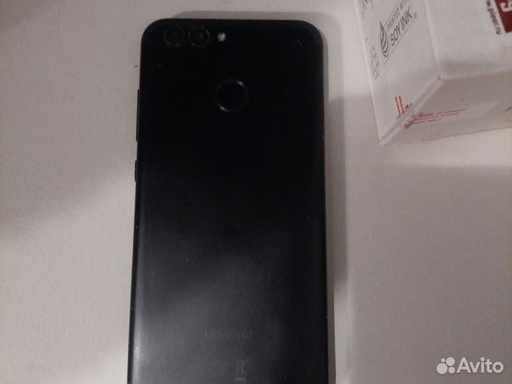 HUAWEI Nova 2, 4/64 ГБ