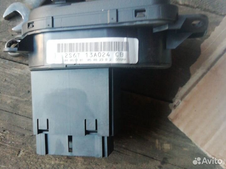 Блок управление светом Ford Fusion