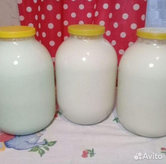 Молоко коровье домашнее