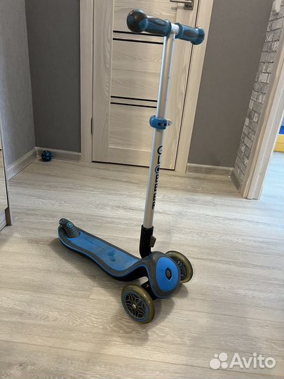 Самокат трехколесный globber