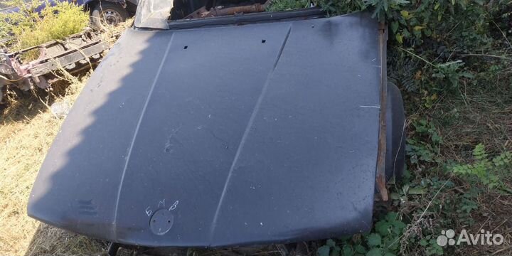 Капот бмв Е34