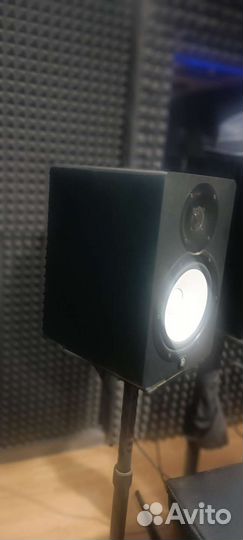 Студийные мониторы