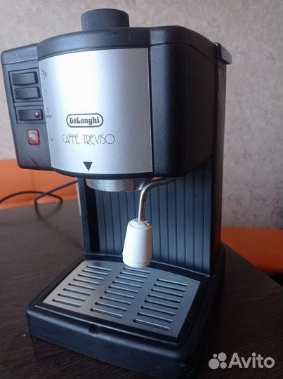 Кофеварка рожковая delonghi 685