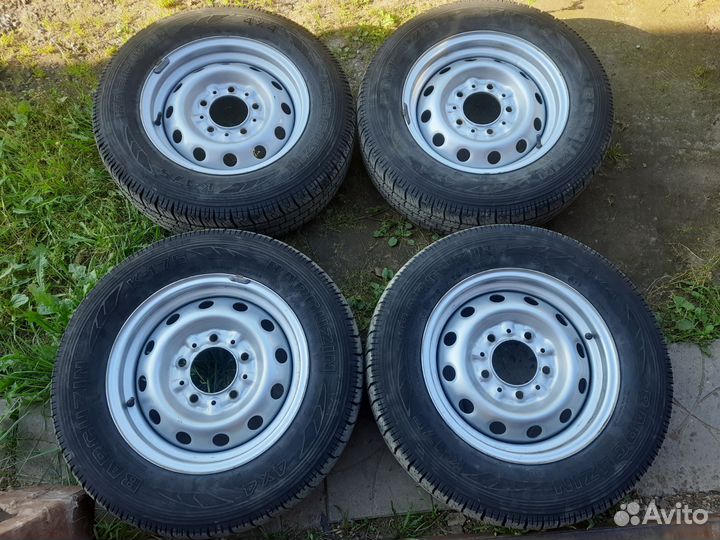 205/70r15 комплект на ниву