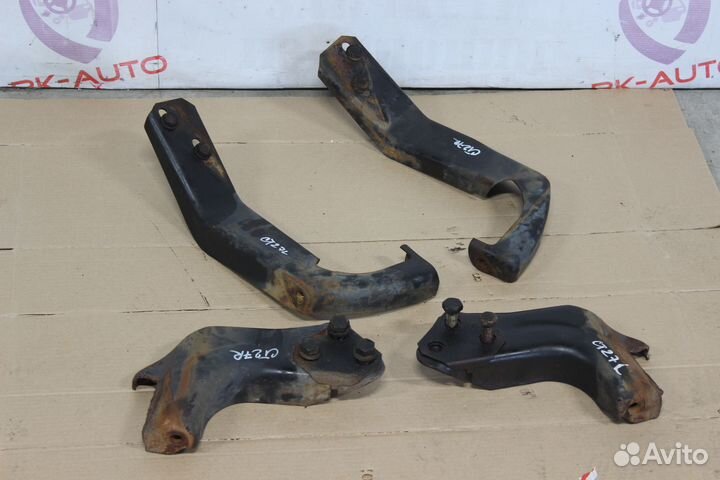 Крепления переднего бампера Chevrolet Tahoe GMT400