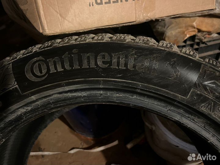 Continental IceContact 3 215/50 R17 95T