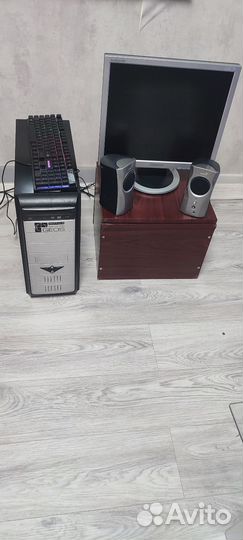 Компьютер в комплекте, б/у