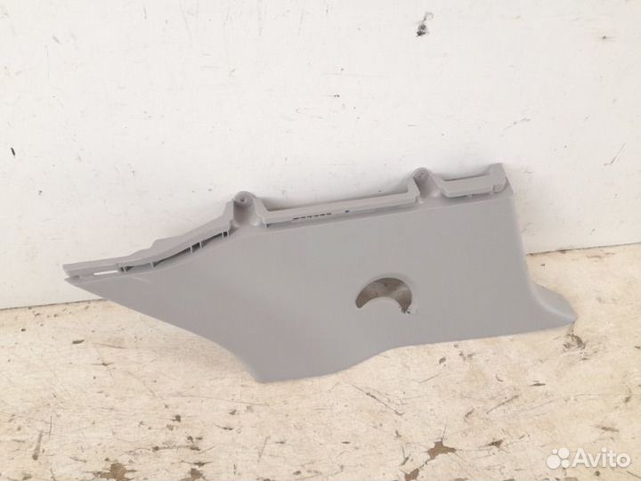 Обшивка стойки правая Hyundai Creta 1 2015