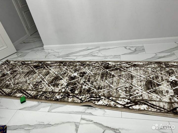 Ковровая дорожка новая