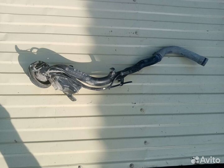 Заливная горловина Mercedes Cls-Class W219 CLS 350