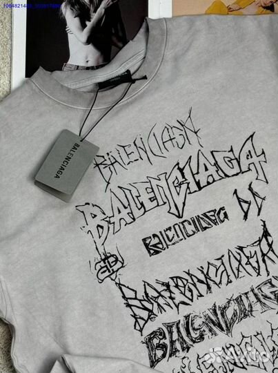 Женская футболка balenciaga (Арт.88652)