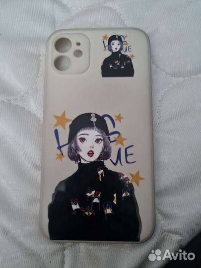 Чехол на iPhone 11