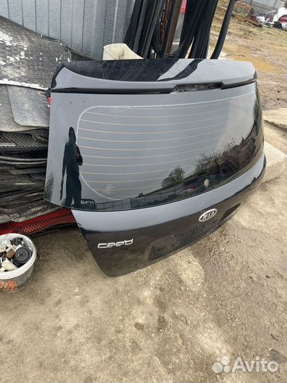 Крышка багажника kia ceed 1