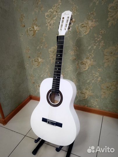 Гитара классическая 3/4 Foix белая нейлон
