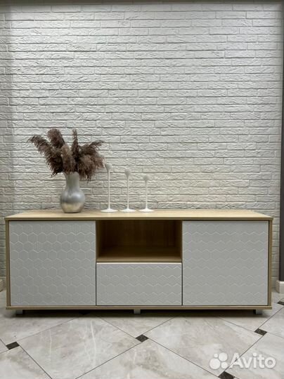 Тумба под телевизор