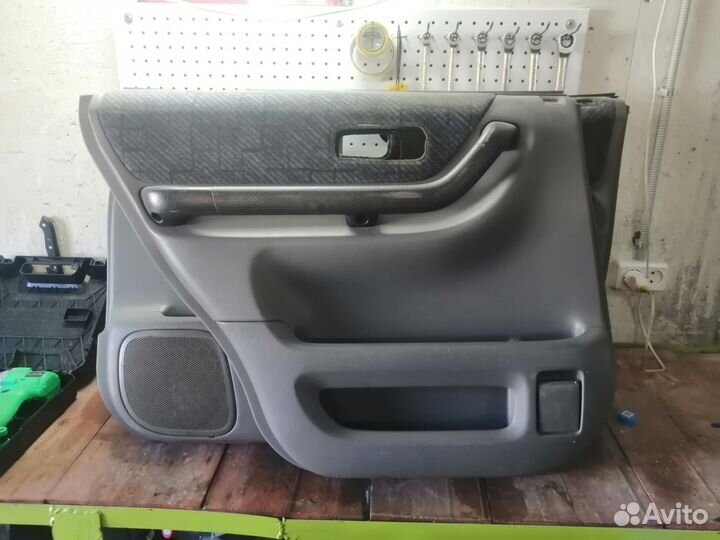 Дверные карты honda c-rv rd1