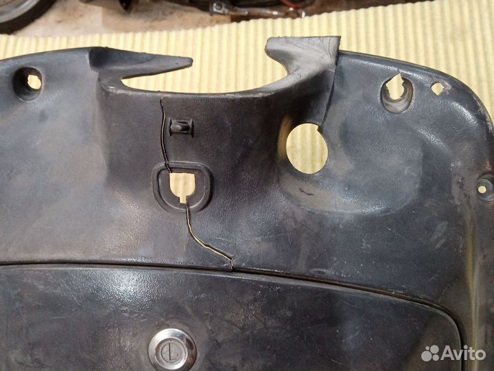 Карман honda lead af48 jf06 пластик