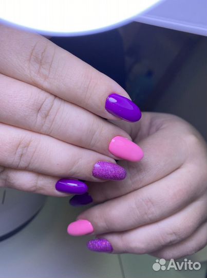 Маникюр с покрытием лаком