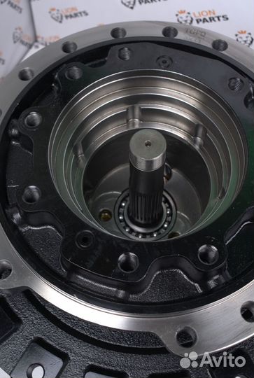 Редуктор zx240-3 9243839